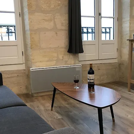 Le 42 Apartment